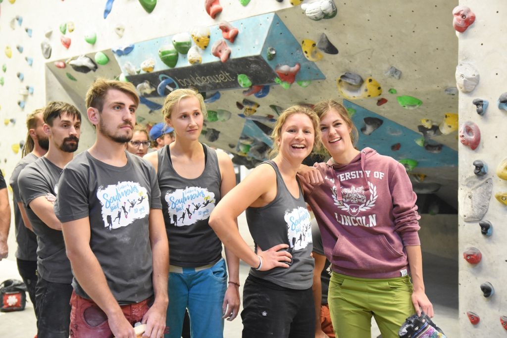 Spaßwettkampf Veranstaltung Soulmoves Süd 10.2 mit Bouldern und Klettern in der Boulderwelt Regensburg