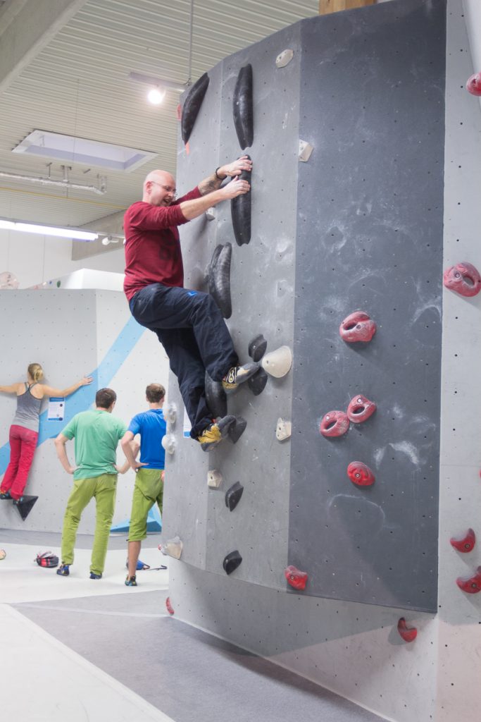 Kostenlose Tech Session 2018 in der Boulderwelt Regensburg. Verbessert Eure Bouldertechnik und lasst Euch coachen.