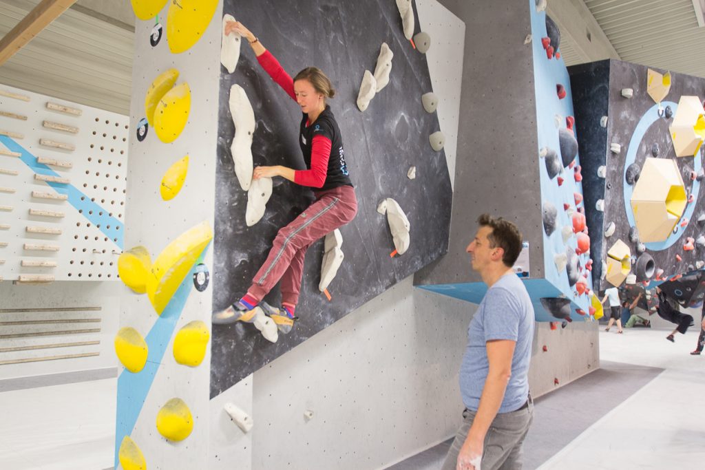 Kostenlose Tech Session 2018 in der Boulderwelt Regensburg. Verbessert Eure Bouldertechnik und lasst Euch coachen.