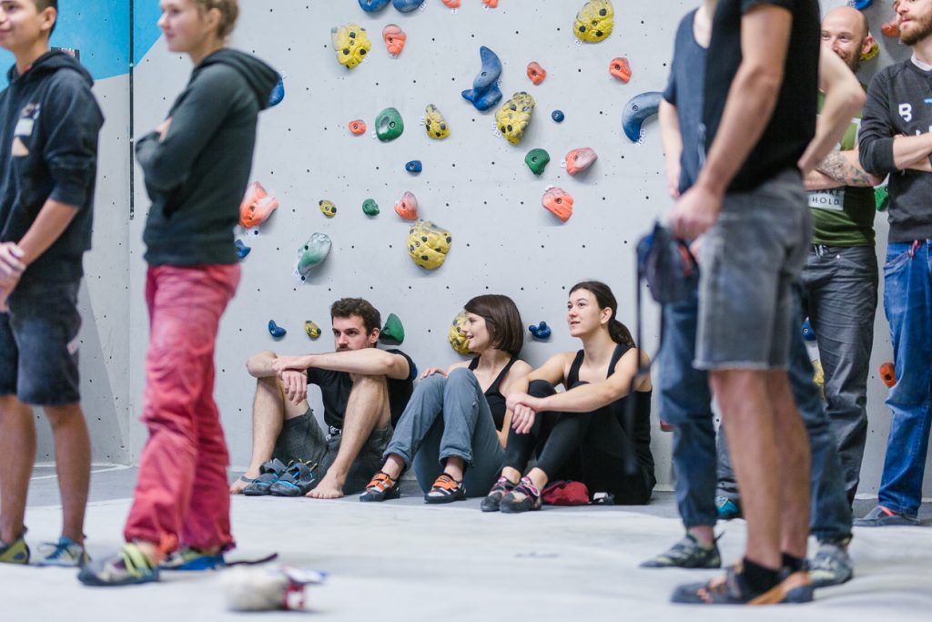 Am 30.11.2019 war die dritte und letzte Runde der diesjährigen Soulmoves Süd zu Gast in Regensburg. Über 420 Teilnehmer tüftelten gemeinsam an dem 35 Highlightbouldern.