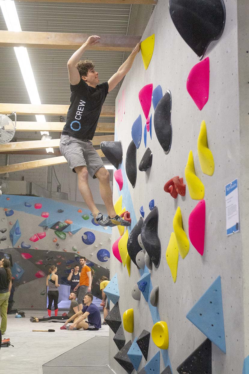 Gratis Techniken erlernen und von unserer Routenbau udn Trainer Crew coachen lassen bei der Tech Session in der Boulderwelt Regensburg