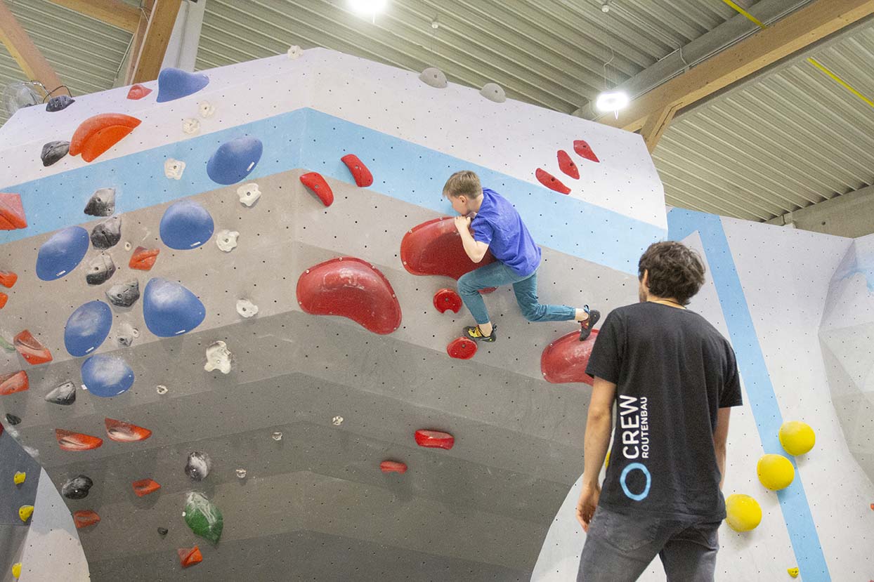 Gratis Techniken erlernen und von unserer Routenbau udn Trainer Crew coachen lassen bei der Tech Session in der Boulderwelt Regensburg