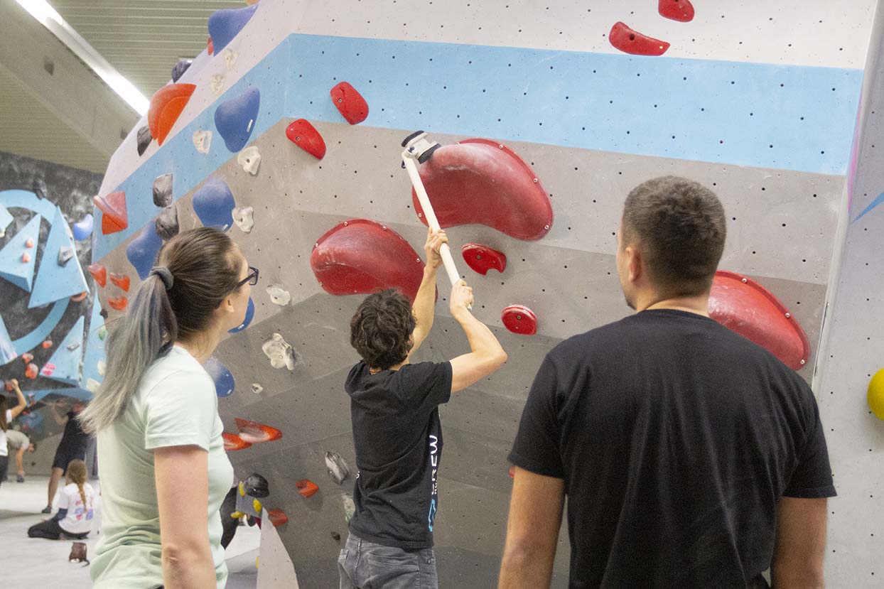 Gratis Techniken erlernen und von unserer Routenbau udn Trainer Crew coachen lassen bei der Tech Session in der Boulderwelt Regensburg