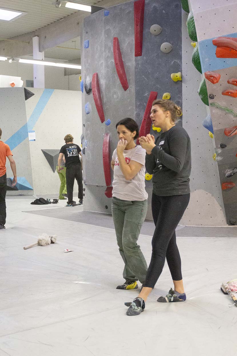 Gratis Techniken erlernen und von unserer Routenbau udn Trainer Crew coachen lassen bei der Tech Session in der Boulderwelt Regensburg