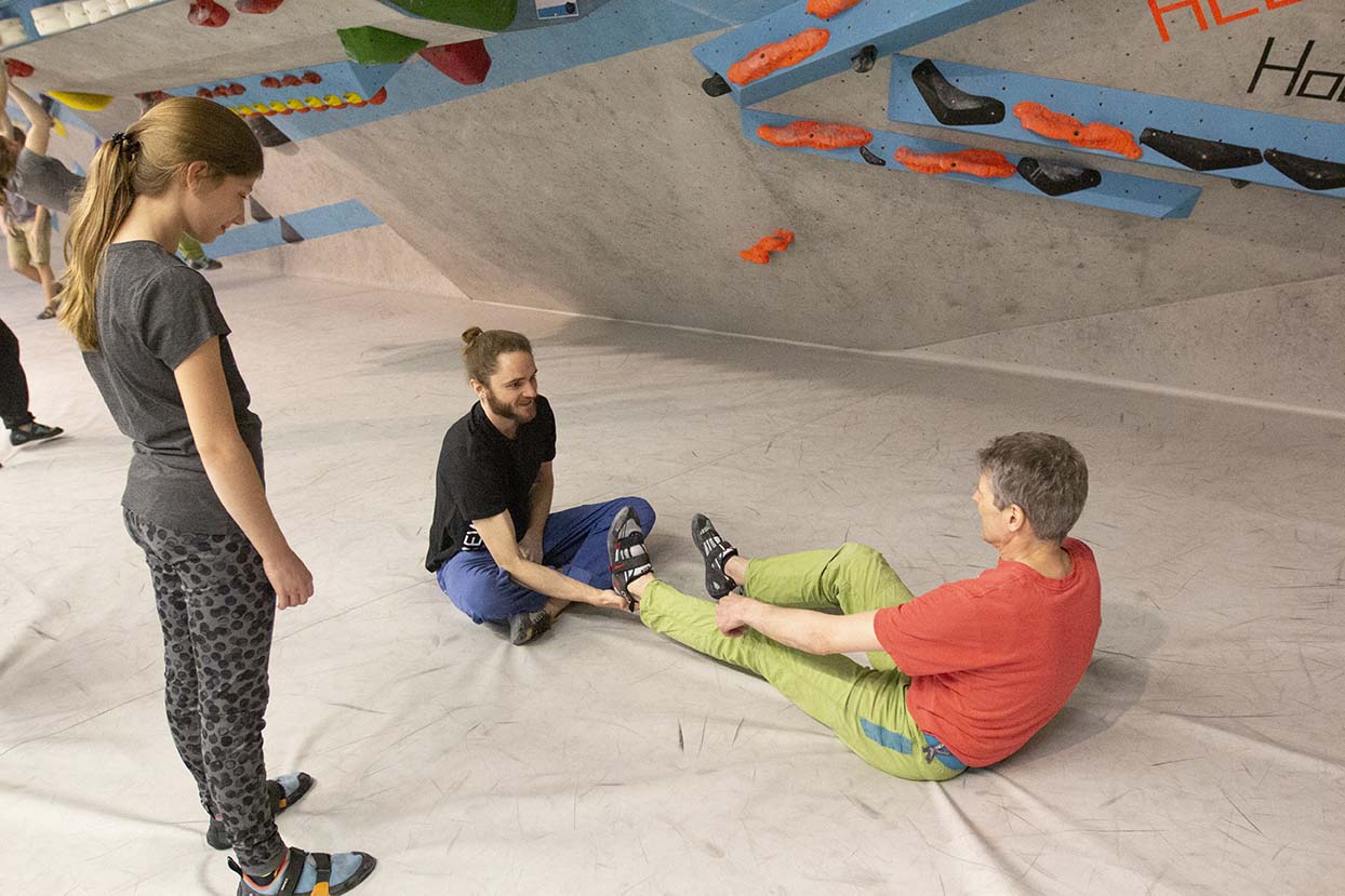 Gratis Techniken erlernen und von unserer Routenbau udn Trainer Crew coachen lassen bei der Tech Session in der Boulderwelt Regensburg