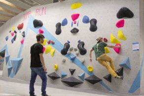 Gratis Techniken erlernen und von unserer Routenbau udn Trainer Crew coachen lassen bei der Tech Session in der Boulderwelt Regensburg