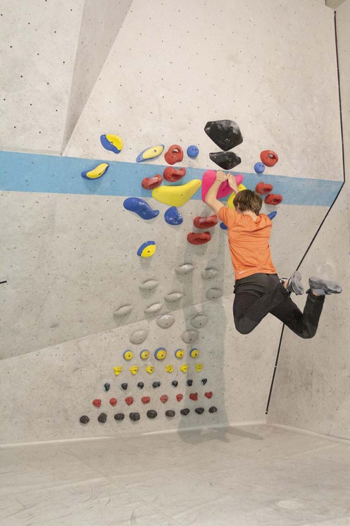 Gratis Techniken erlernen und von unserer Routenbau udn Trainer Crew coachen lassen bei der Tech Session in der Boulderwelt Regensburg